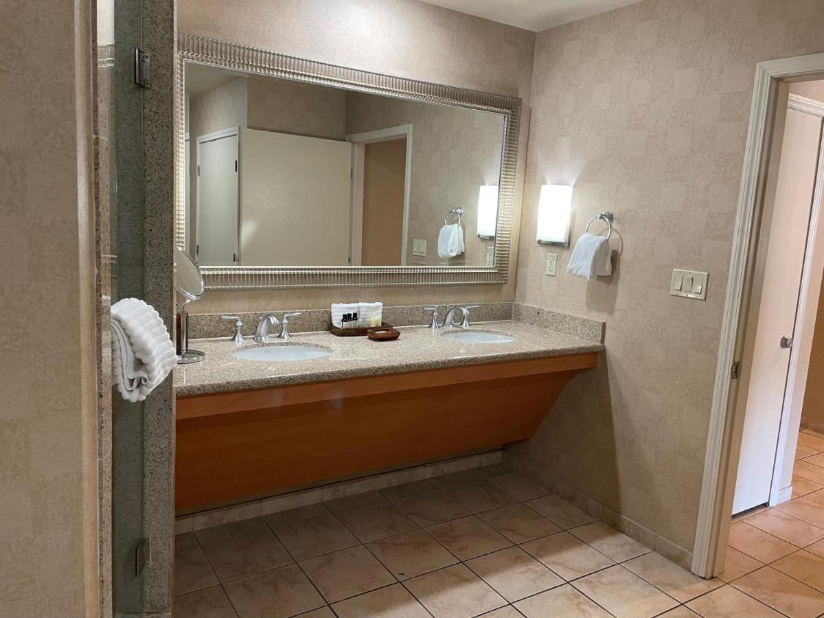 The Platinum Hotel & Spa Strip View Suite Лас-Вегас Экстерьер фото